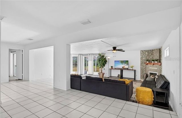 918 SE 35TH STREET, Cape Coral, FL 33904