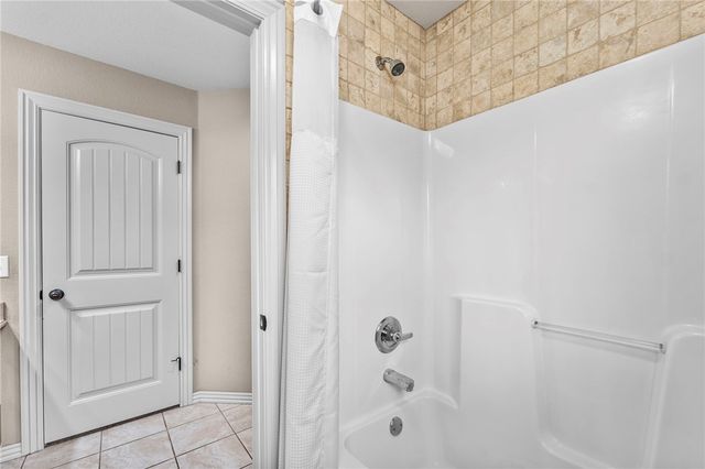 205 Callie Lane, Centerton, AR 72719