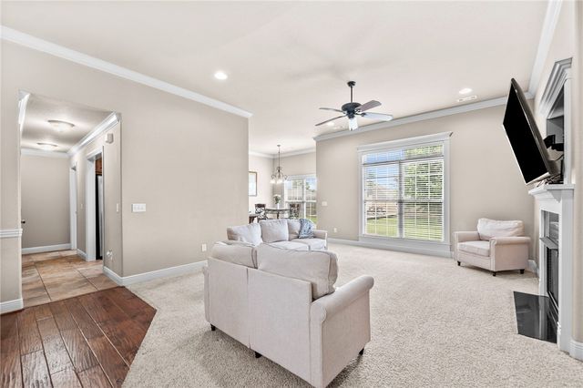 205 Callie Lane, Centerton, AR 72719