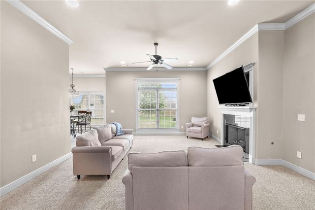 205 Callie Lane, Centerton, AR 72719