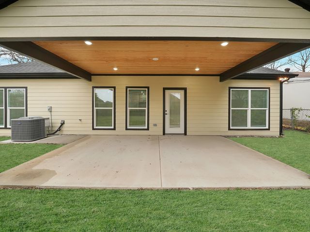 706 Cedar Drive, Mesquite, TX 75149