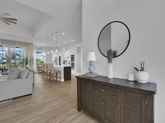 1826 SW 17th AVE, Cape Coral, FL 33991