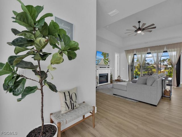 1826 SW 17th AVE, Cape Coral, FL 33991