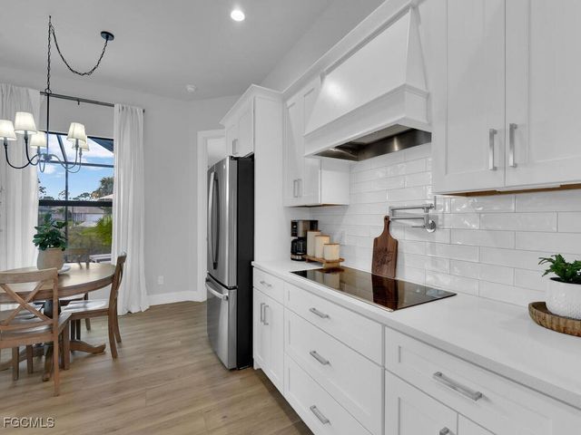 1826 SW 17th AVE, Cape Coral, FL 33991