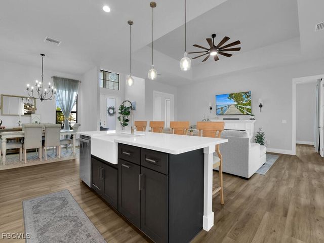 1826 SW 17th AVE, Cape Coral, FL 33991