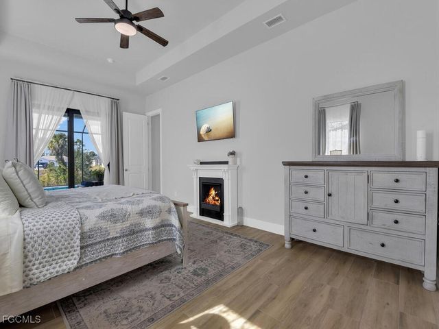 1826 SW 17th AVE, Cape Coral, FL 33991