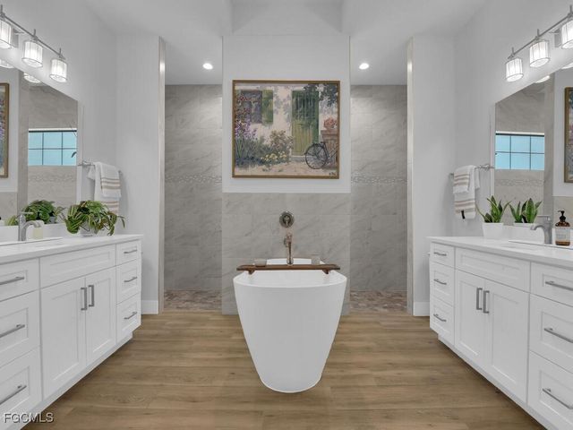 1826 SW 17th AVE, Cape Coral, FL 33991