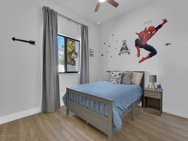 1826 SW 17th AVE, Cape Coral, FL 33991