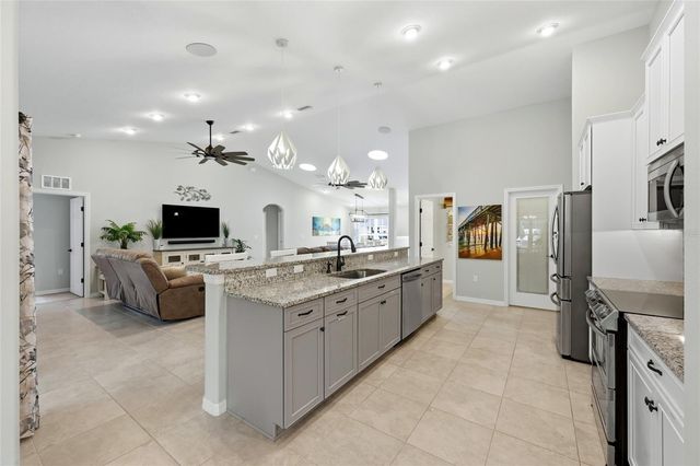 15 ZONAL GERANIUM COURT, Palm Coast, FL 32164