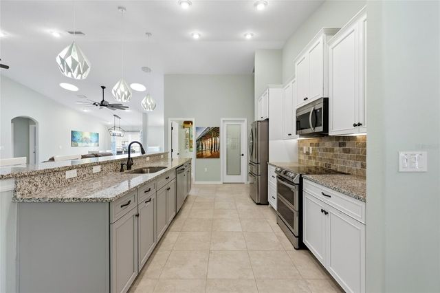 15 ZONAL GERANIUM COURT, Palm Coast, FL 32164