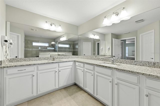 15 ZONAL GERANIUM COURT, Palm Coast, FL 32164