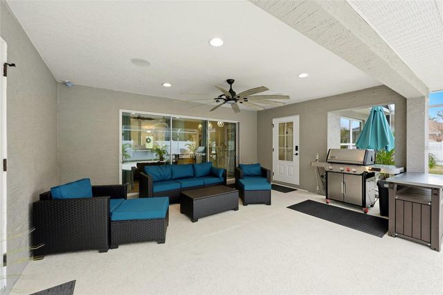 15 ZONAL GERANIUM COURT, Palm Coast, FL 32164