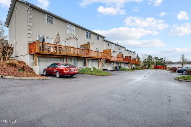 175 Bentley Parc 175, Johnson City, TN 37615