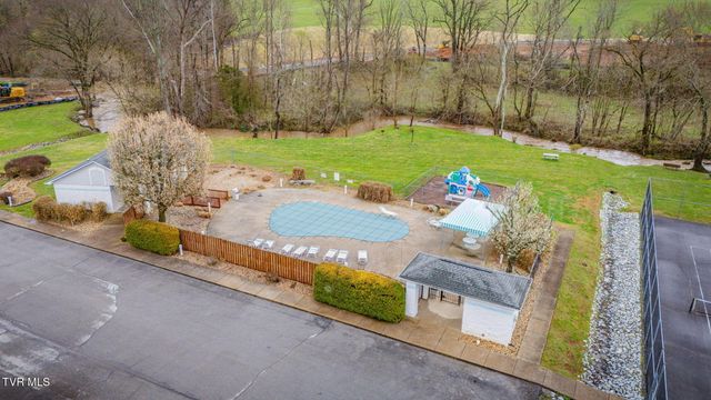 175 Bentley Parc 175, Johnson City, TN 37615