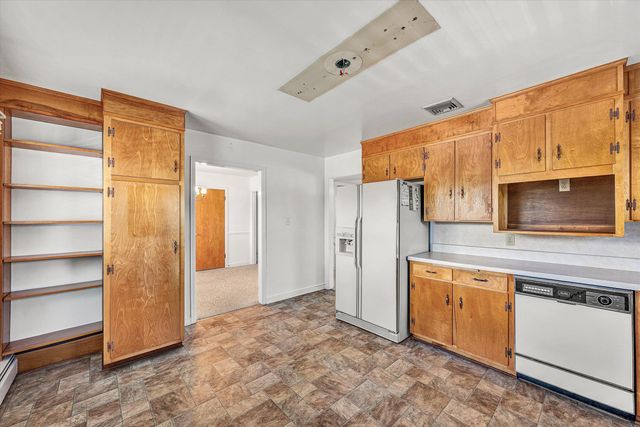 5602 Green Ridge RD NW, Roanoke, VA 24019
