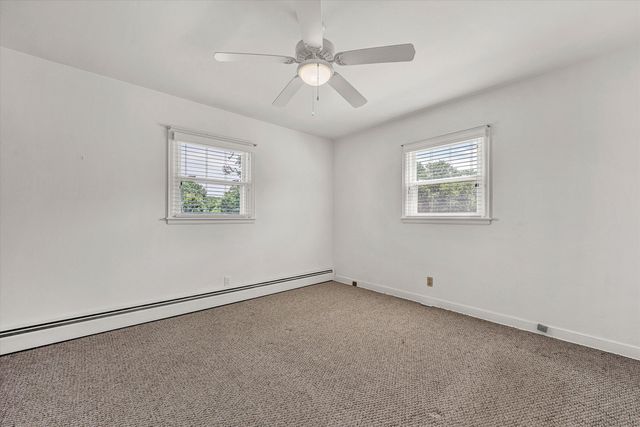 5602 Green Ridge RD NW, Roanoke, VA 24019