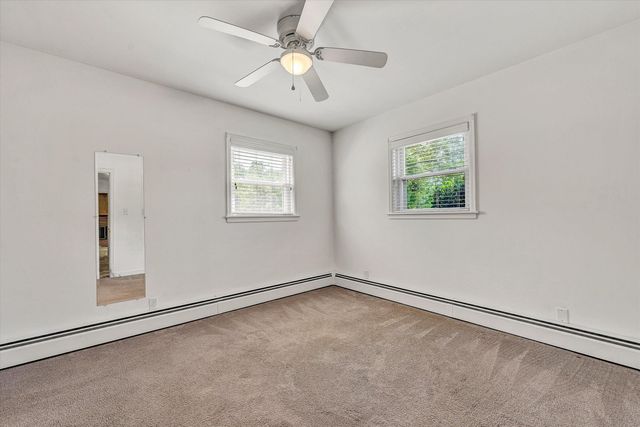 5602 Green Ridge RD NW, Roanoke, VA 24019