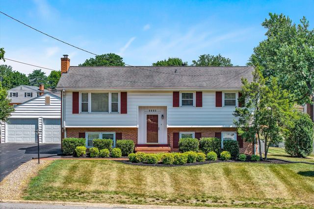 5602 Green Ridge RD NW, Roanoke, VA 24019