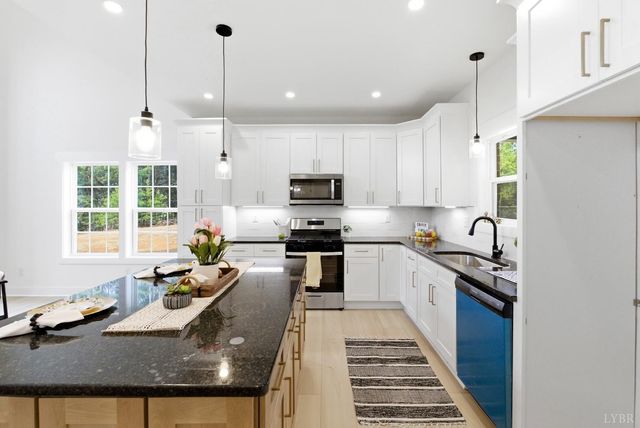 217 Stonegate Way, Danville, VA 24541