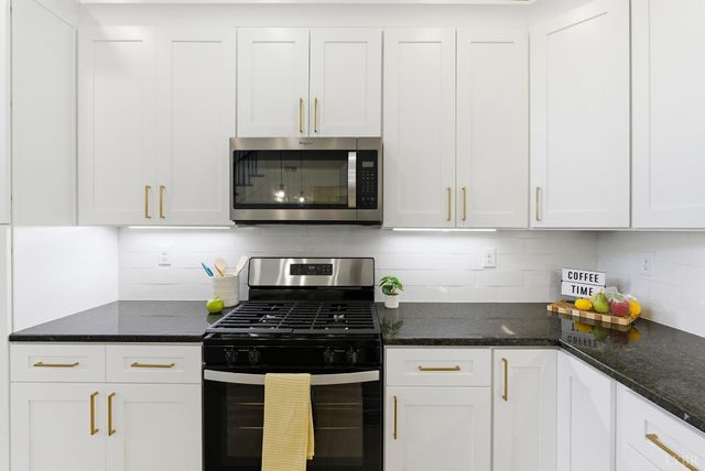 217 Stonegate Way, Danville, VA 24541