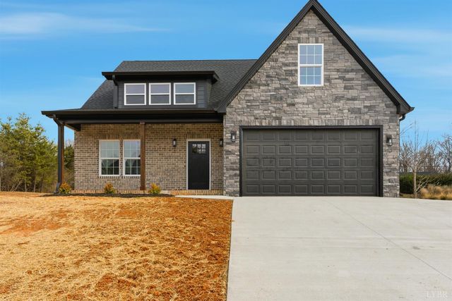 217 Stonegate Way, Danville, VA 24541