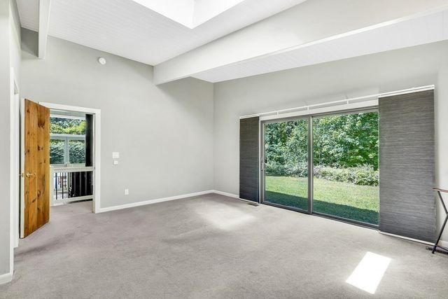 921 Main Street, Bolton, MA 01740