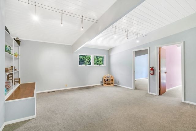921 Main Street, Bolton, MA 01740