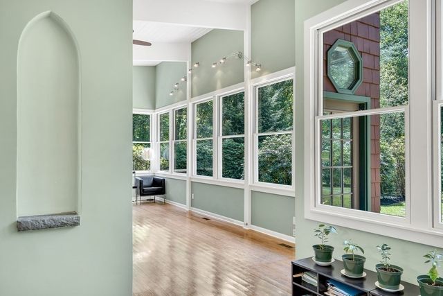 921 Main Street, Bolton, MA 01740