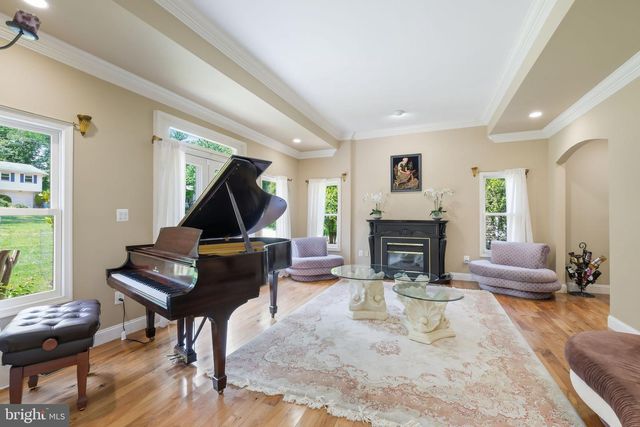 13 TRAILRIDGE CT, Potomac, MD 20854
