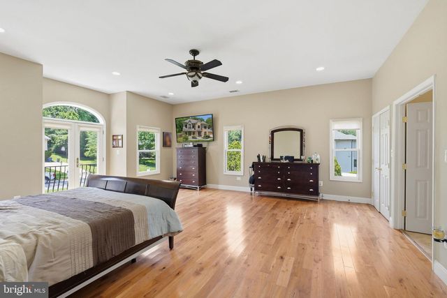13 TRAILRIDGE CT, Potomac, MD 20854