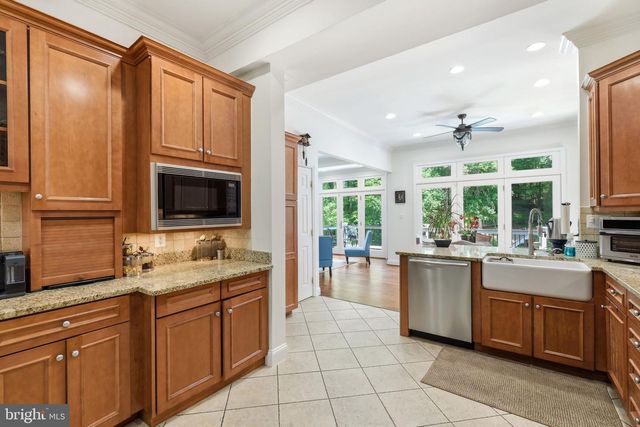 13 TRAILRIDGE CT, Potomac, MD 20854
