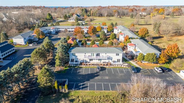 320 Blue Star Highway 35, Douglas, MI 49406