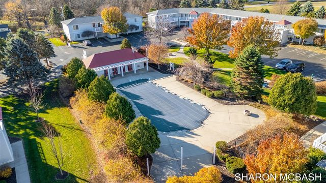 320 Blue Star Highway 35, Douglas, MI 49406