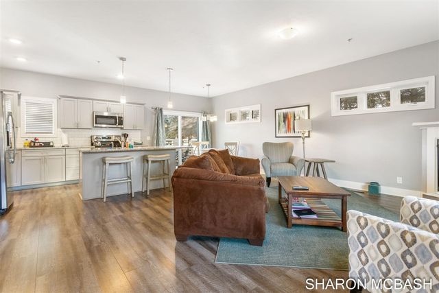 320 Blue Star Highway 35, Douglas, MI 49406