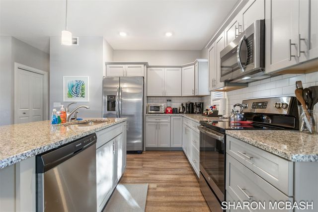 320 Blue Star Highway 35, Douglas, MI 49406