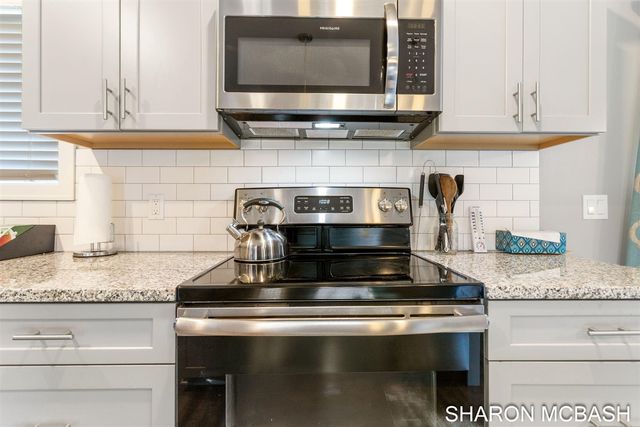 320 Blue Star Highway 35, Douglas, MI 49406