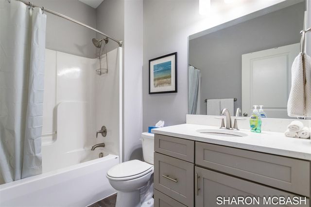 320 Blue Star Highway 35, Douglas, MI 49406