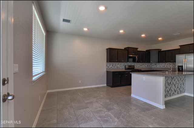 12868 STAR GAZE Avenue, El Paso, TX 79928