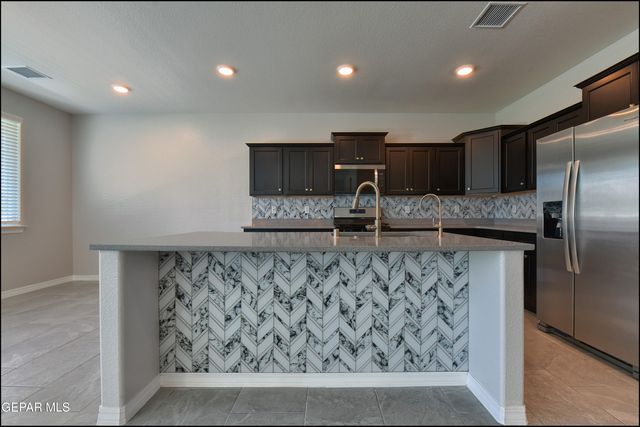 12868 STAR GAZE Avenue, El Paso, TX 79928
