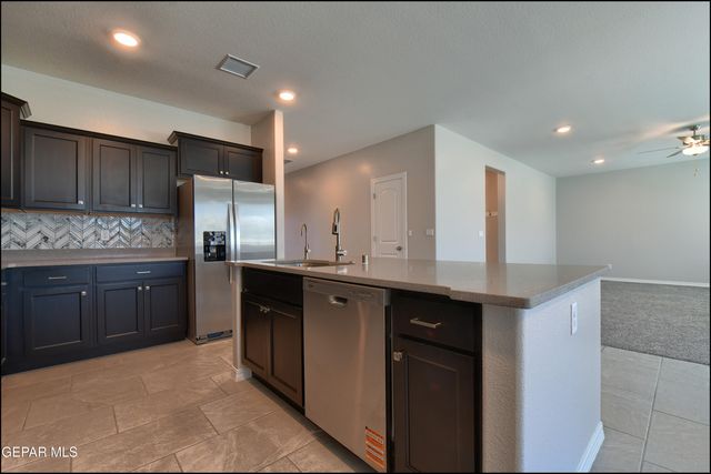 12868 STAR GAZE Avenue, El Paso, TX 79928