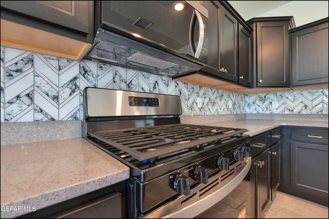 12868 STAR GAZE Avenue, El Paso, TX 79928
