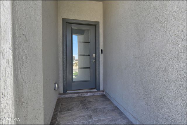 12868 STAR GAZE Avenue, El Paso, TX 79928