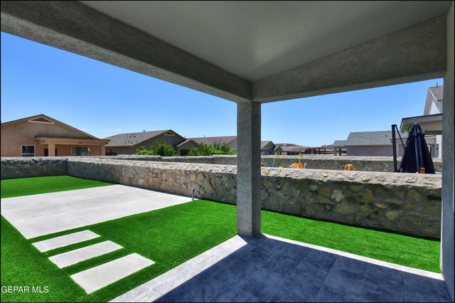 12868 STAR GAZE Avenue, El Paso, TX 79928