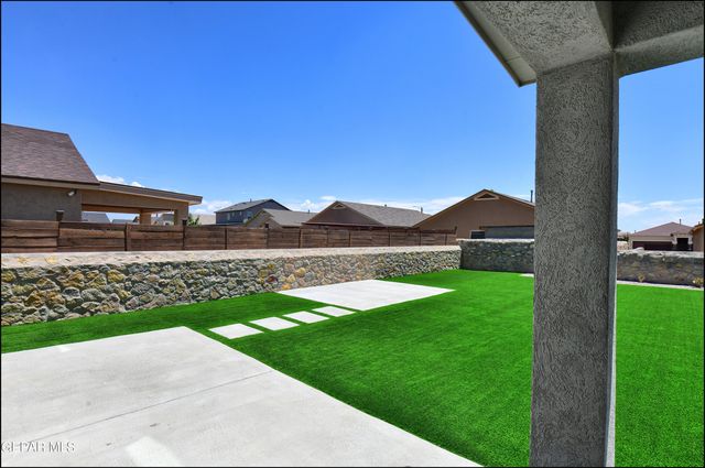 12868 STAR GAZE Avenue, El Paso, TX 79928