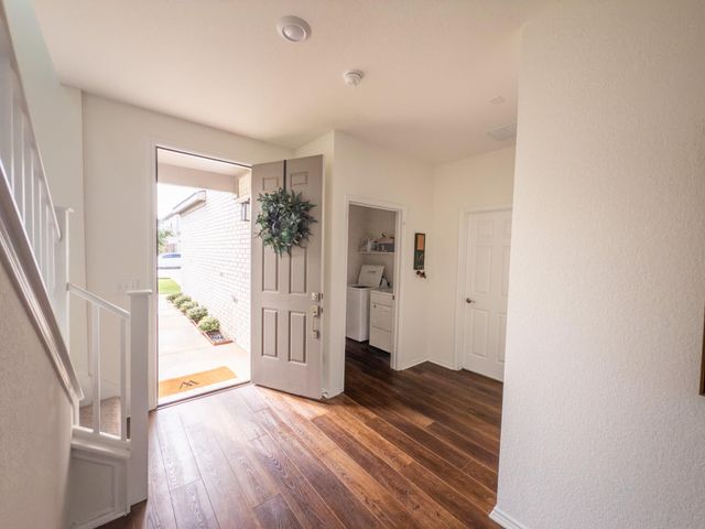 6305 Conestoga Wagon WAY, Del Valle, TX 78617