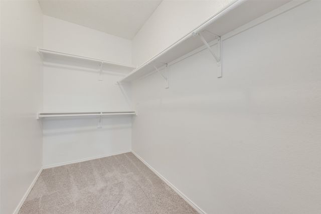 5702 Streamside Drive, Arlington, TX 76018