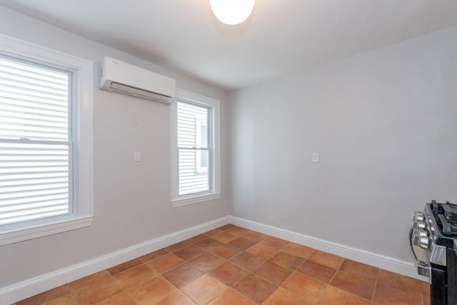 131 Erie St 2, Cambridge, MA 02139