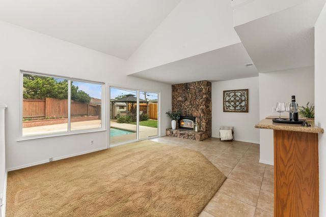 1116 Terra Way, Roseville, CA 95661
