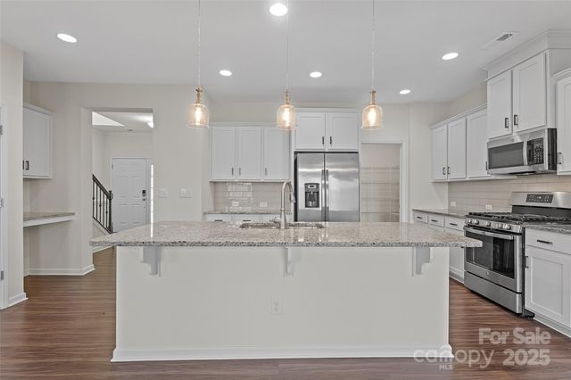 620 Amber Meadows Way, Fort Mill, SC 29708