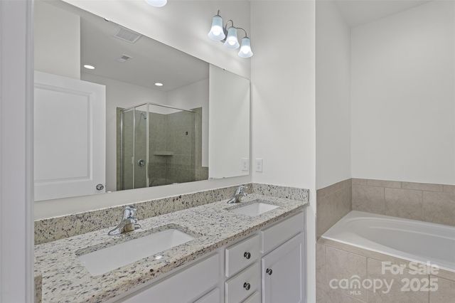 620 Amber Meadows Way, Fort Mill, SC 29708